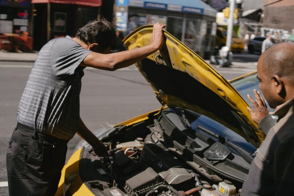 Here are Top Eight Reasons why Your Car Jerks While Accelerating and Ways to Fix It HP Automotive