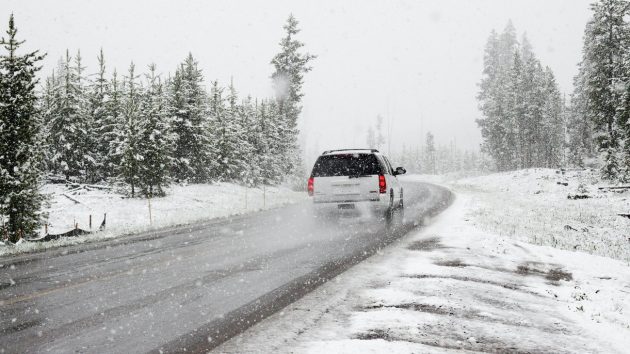 Seven Essential Things To Place in your Care to Ensure Safety During Winter article image by HP Automotive